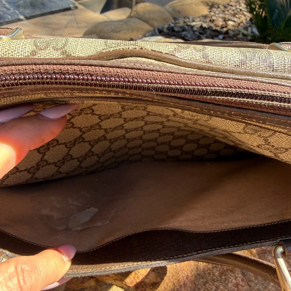 Vintage GUCCI web monogram laptop / tote / briefcase travel crossbody bag purse